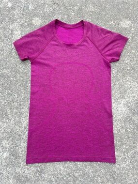 Lululemon Swiftly Tech Short Sleeve 2.0 Ripened Raspberry Red Purple 6